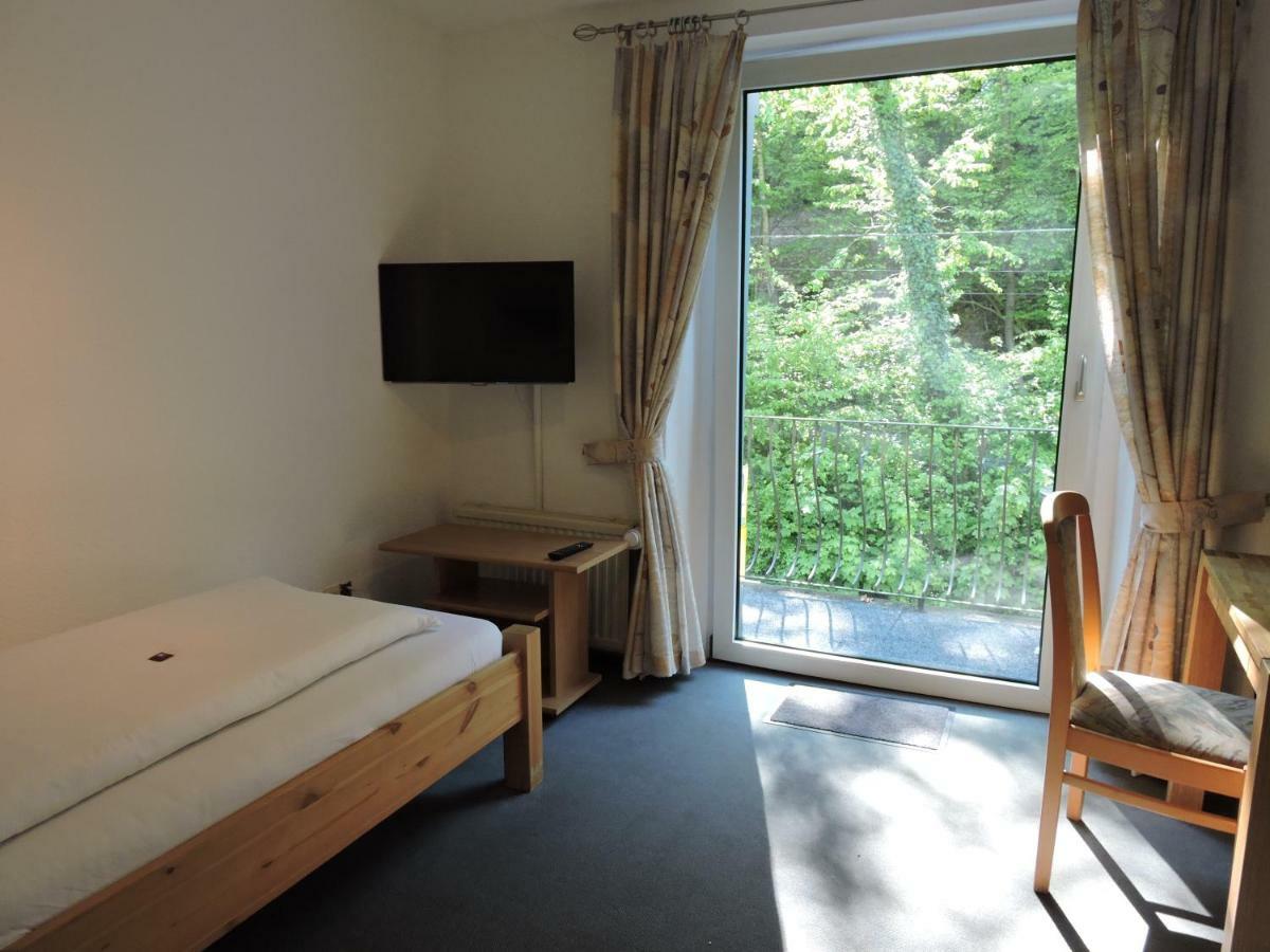 Hotel Bergische Schweiz フェルバート エクステリア 写真